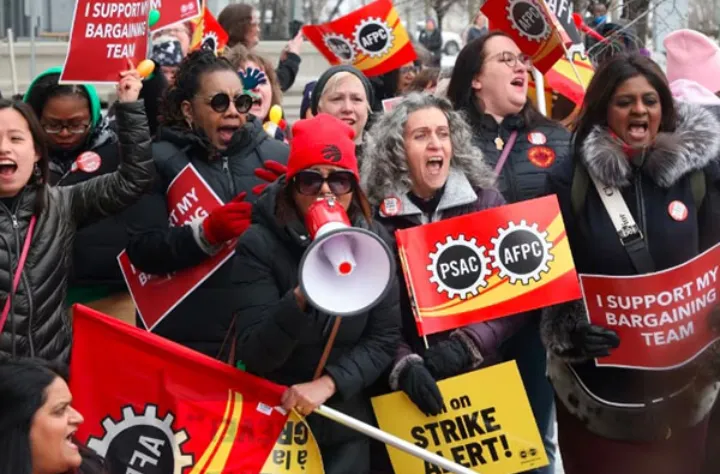 آمادگی کارمندان دولت فدرال برای اعتصاب احتمالی در روزهای آینده